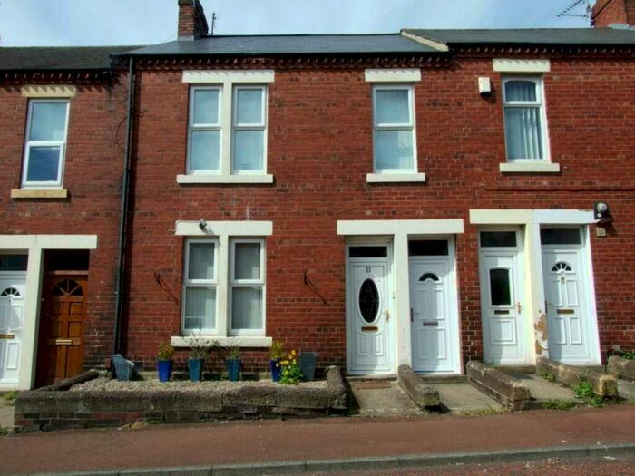 1 Bedroom Flat To Rent In Salisbury Street, Pelaw, NE10