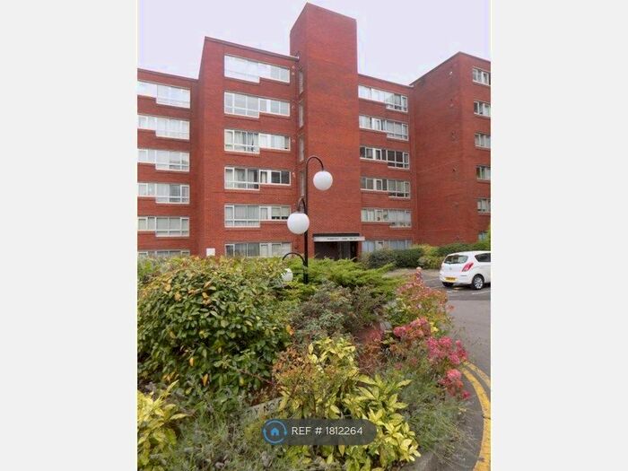 2 Bedroom Flat To Rent In Grove Road, Sutton, SM1