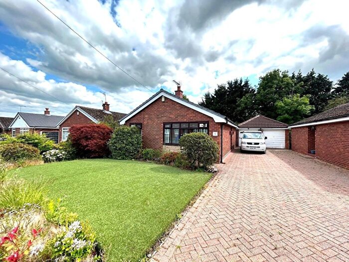 2 Bedroom Detached Bungalow For Sale In Greenacres Close, Leigh, WN7