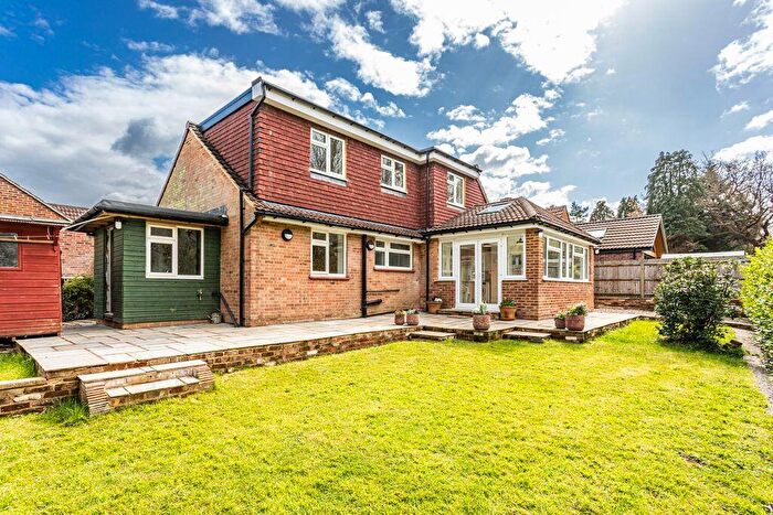4 Bedroom Detached House For Sale In Orchard Way, Hurstpierpoint, BN6