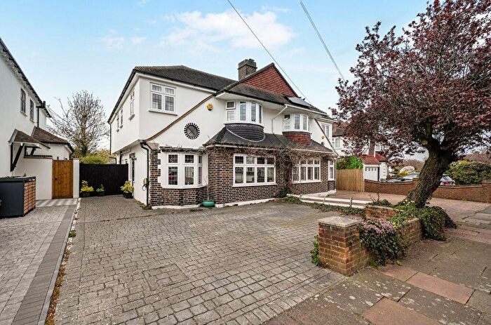 5 Bedroom Semi Detached House For Sale In Frensham Road, New Eltham, SE9