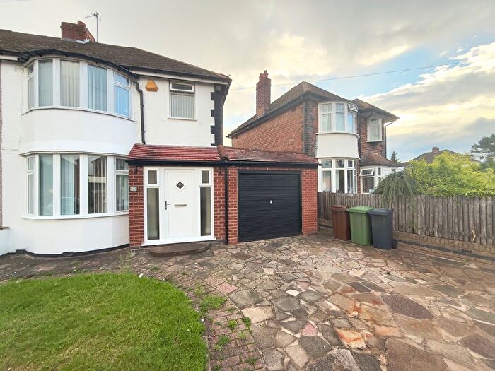 3 Bedroom Semi Detached House To Rent In Springfield Crescent, Solihull, B92