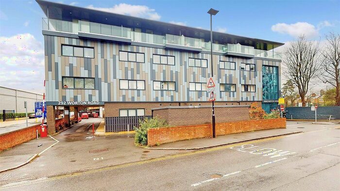 2 Bedroom Flat For Sale In Innovation House, Worton Road, TW7