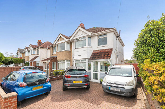3 Bedroom Semi-Detached House For Sale In Crabwood Road, Maybush, Southampton, Hampshire, SO16