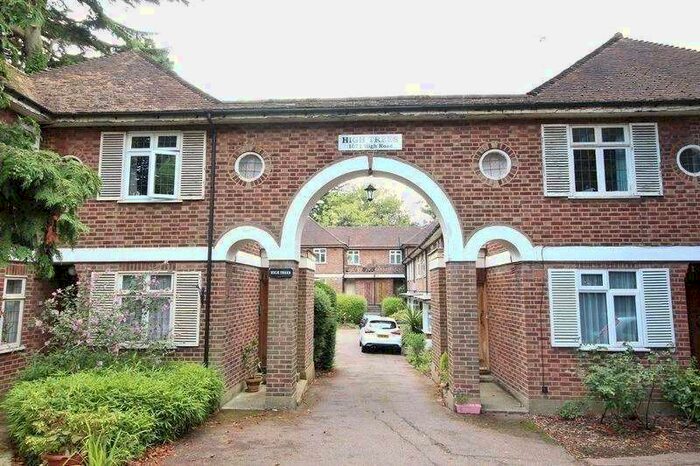 2 Bedroom Flat To Rent In High Trees, 1071 High Road, London, N20