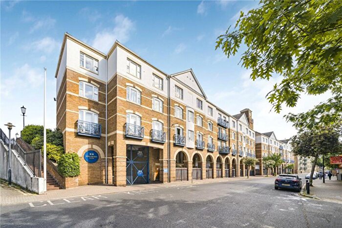 1 Bedroom Apartment For Sale In King & Queen Wharf, Rotherhithe Street, London, SE16