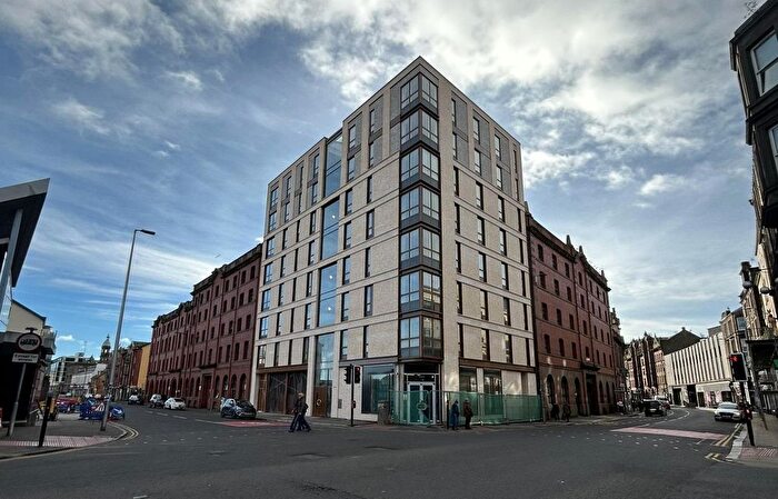 2 Bedroom Flat To Rent In A Trades Lane, Dundee, DD1