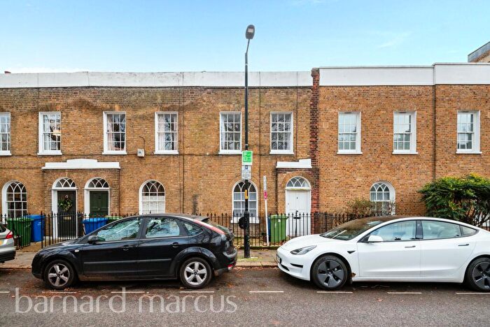 4 Bedroom House To Rent In Liverpool Grove, London, SE17