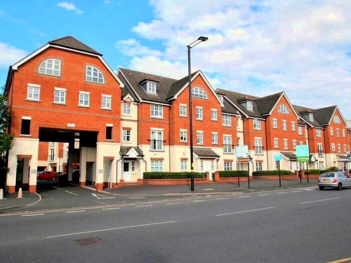 2 Bedroom Flat To Rent In Lordswood Road, Harborne, Birmingham, B17