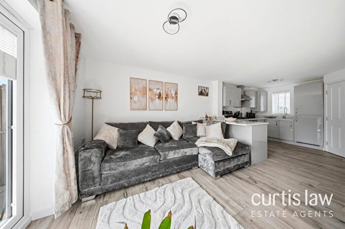 3 Bedroom End Of Terrace House For Sale In Chestnut Avenue, Blackburn, BB1