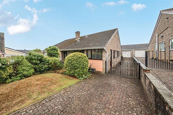 3 Bedroom Semi-Detached Bungalow For Sale In Larksleaze Road, Longwell Green, Bristol, BS30