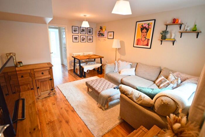 1 Bedroom House To Rent In Saint Mathew Way, Leeds, LS14