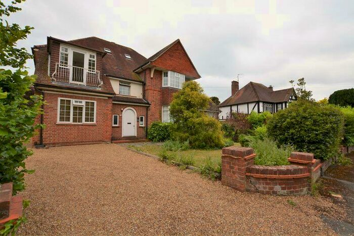 1 Bedroom Flat To Rent In Hempson Avenue, Slough, SL3