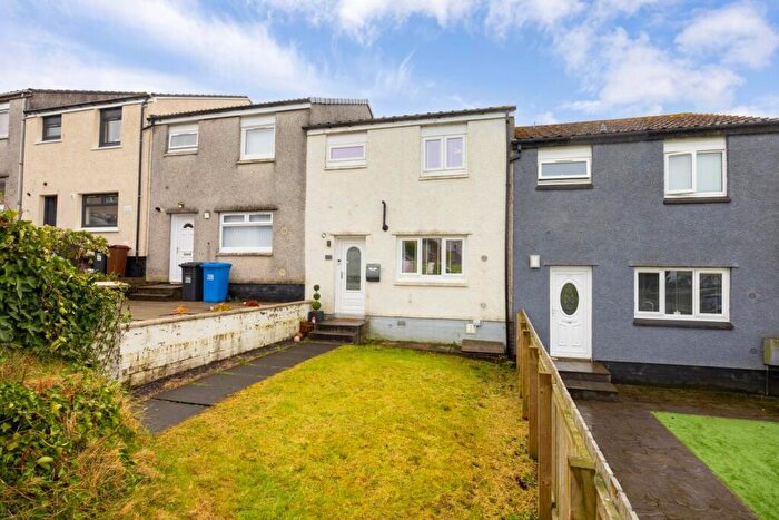 3 Bedroom Terraced House For Sale In Ladyton Estate, Alexandria, G83