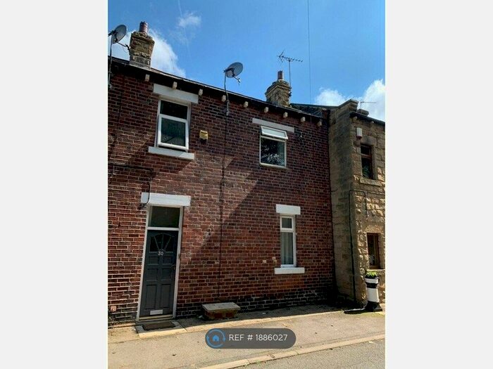 2 Bedroom Terraced House To Rent In Primrose Hill, Batley, WF17