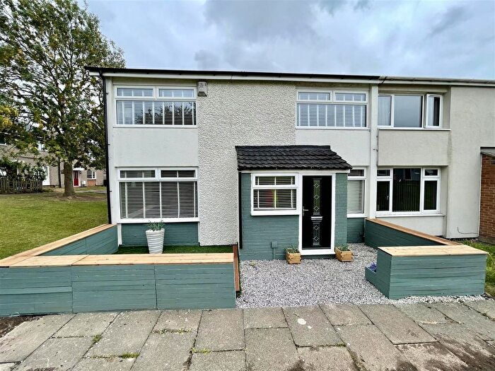 3 Bedroom End Of Terrace House For Sale In Goodison Way, Darlington, DL1