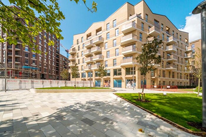 2 Bedroom Apartment To Rent In Carraway Street, Reading, RG1