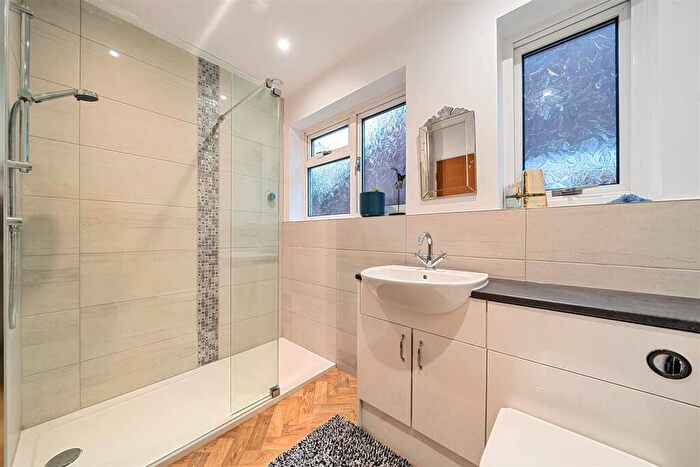 2 Bedroom Semi-Detached Bungalow For Sale In Fitzalan Road, Arundel, BN18