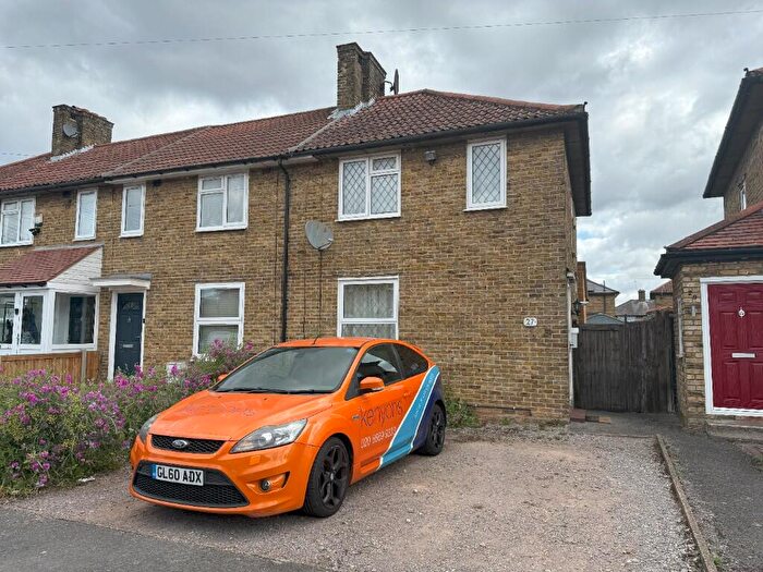 3 Bedroom End Of Terrace House To Rent In Shrewsbury Road, Carshalton, Greater London, SM5