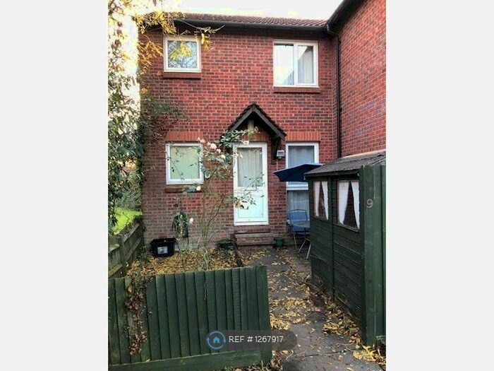 1 Bedroom Semi-Detached House To Rent In Larks Meade, Earley, Reading RG6