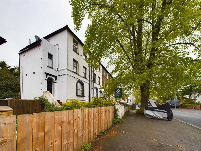 1 Bedroom Flat For Sale In Ash Grove, London, SE20