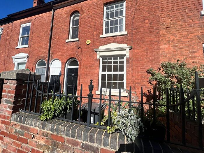 4 Bedroom Terraced House To Rent In Bull Street, Harborne, Birmingham, B17