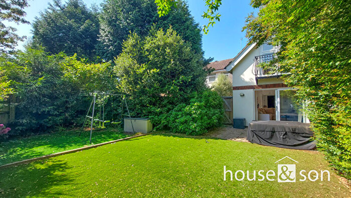4 Bedroom Semi-Detached House For Sale In Colebrook Grange, A Christchurch Road, Bournemouth, BH1