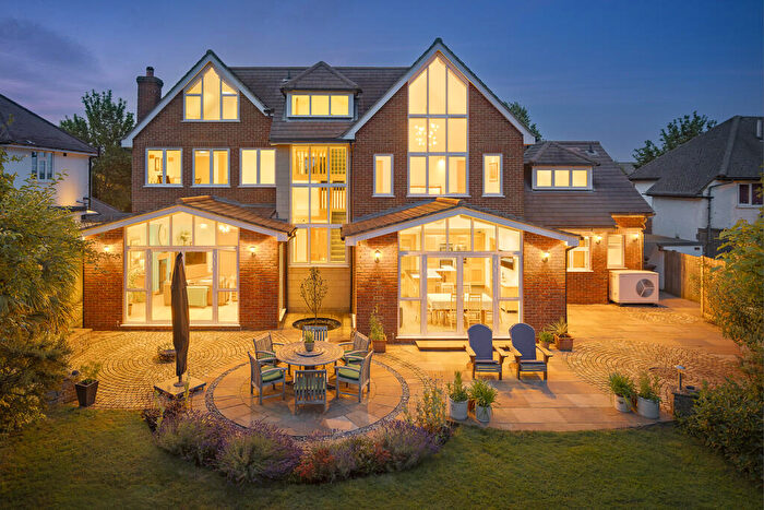 6 Bedroom Detached House For Sale In Purley, Surrey, CR8