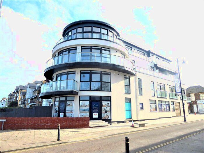 2 Bedroom Flat To Rent In William Street, Herne Bay - Ref, CT6