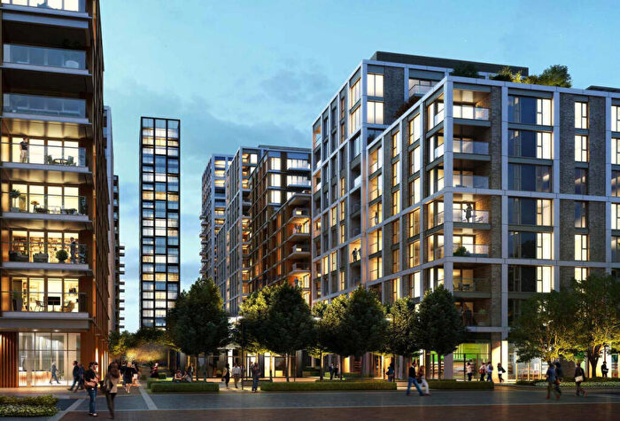 3 Bedroom Apartment To Rent In Prince Of Wales Drive, London, SW11
