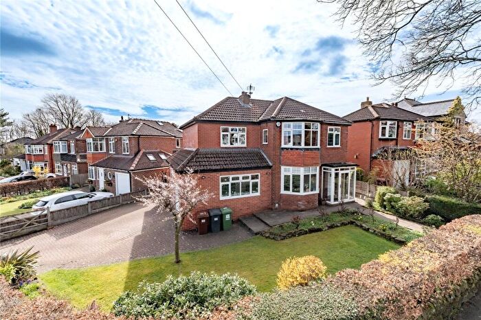 4 Bedroom Detached House For Sale In The View, Alwoodley, Leeds, West Yorkshire, LS17