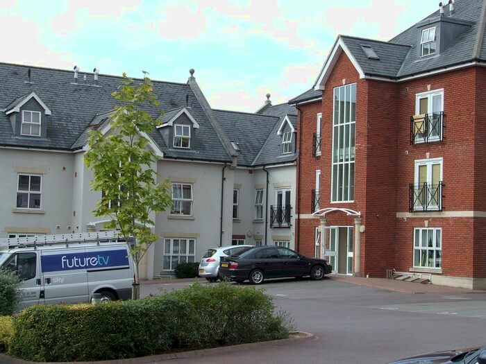 2 Bedroom Flat To Rent In Conigre Square, Trowbridge, BA14