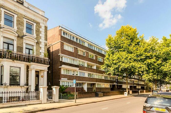 4 Bedroom Maisonette To Rent In Finborough Road, Chelsea, London, SW10