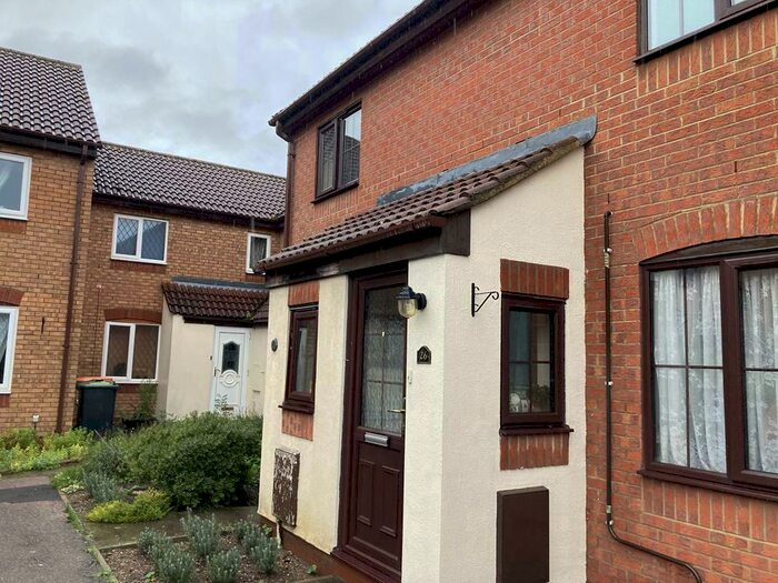 2 Bedroom End Of Terrace House To Rent In Bury Walk, Goldington, MK41