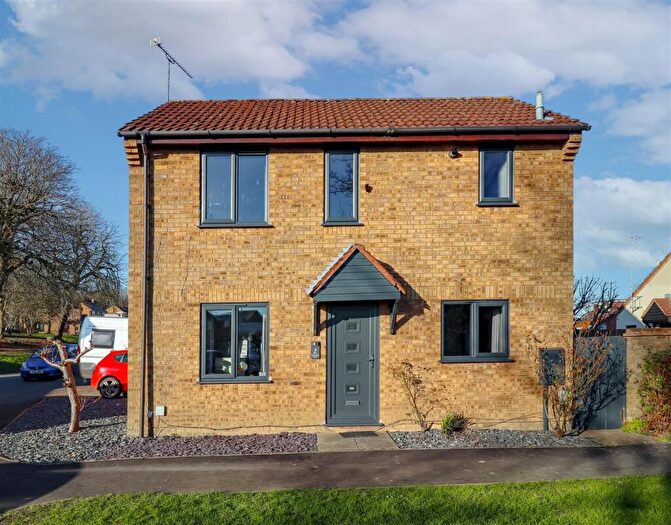 2 Bedroom Link Detached House For Sale In Rupert Kettle Drive, Bishops Itchington, CV47