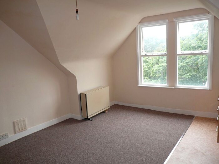 1 Bedroom Flat To Rent In Edinburgh Place, Earls Avenue, Folkestone, CT20