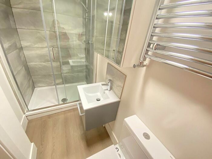 2 Bedroom Apartment To Rent In Flat, William Road, West Bridgford, Nottingham, NG2