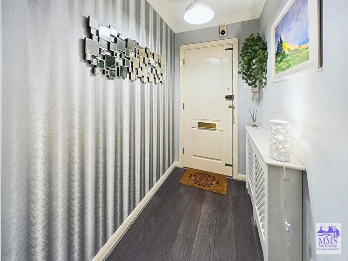 1 Bedroom Flat For Sale In Hastings Road, Maidstone, ME15