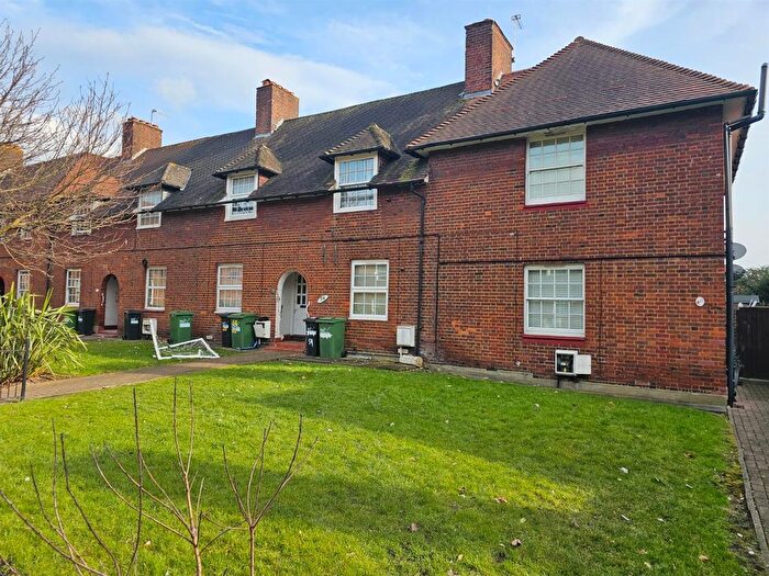 2 Bedroom Terraced House To Rent In Wulfstan Street, London, W12