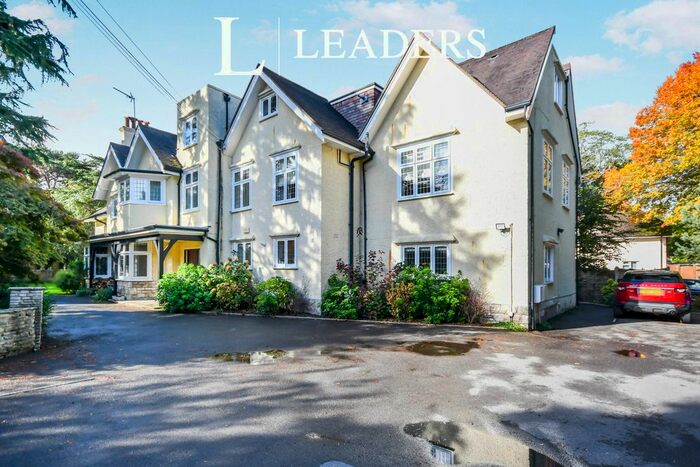 3 Bedroom Flat To Rent In Talbot Avenue, Bournemouth, BH3
