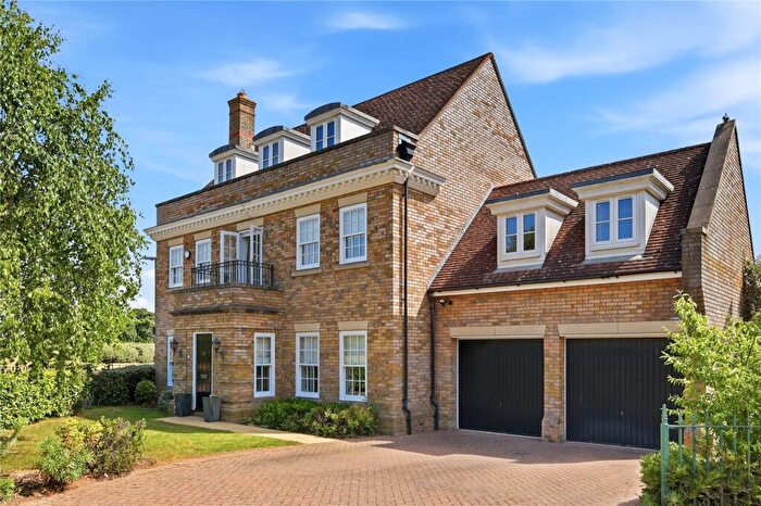 6 Bedroom Detached House For Sale In Anjou Green, Old Beaulieu, Chelmsford, Essex, CM1