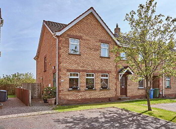 3 Bedroom End TownHouse For Sale In Viceroys Wood, Bangor, BT19