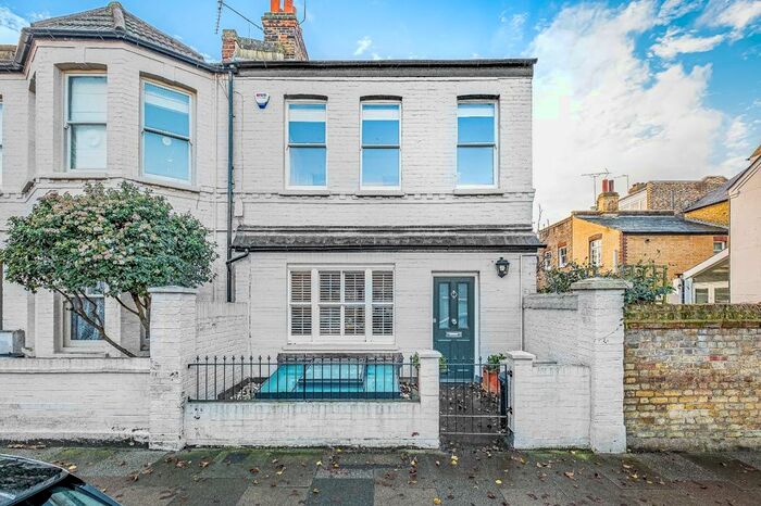 3 Bedroom End Of Terrace House To Rent In Felsham Road, Putney, London, SW15