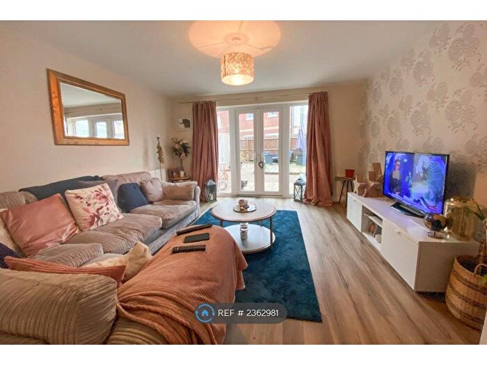 3 Bedroom Semi-Detached House To Rent In Normandy Drive, Yate, Bristol, BS37