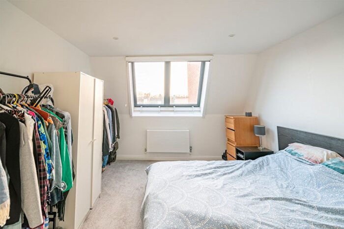 1 Bedroom Flat For Sale In Old Fire Station, Raleigh Road, Southville, Bristol, Somerset, BS3