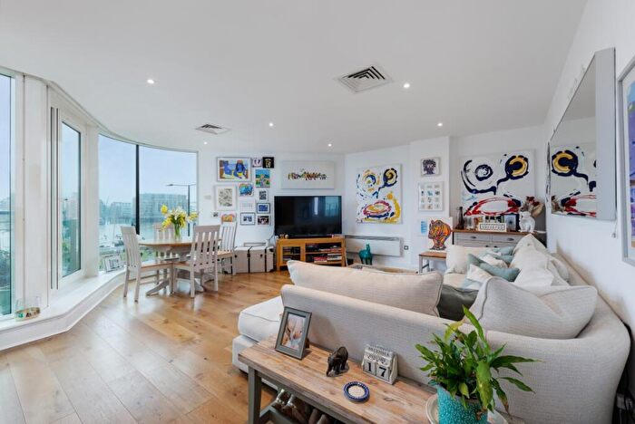 1 Bedroom Apartment To Rent In Wapping High Street London, E1W