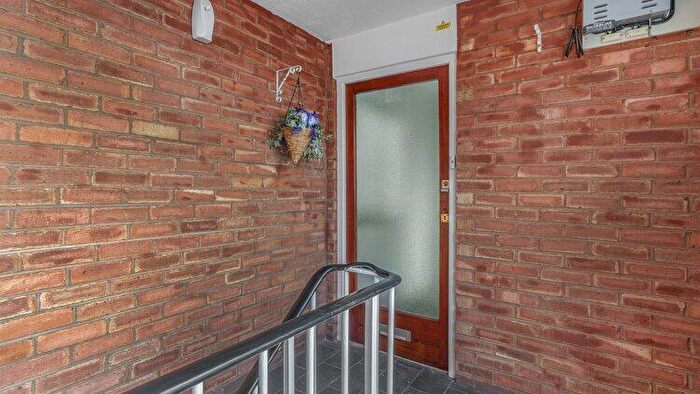 2 Bedroom Apartment To Rent In Park Avenue, Hockley, Birmingham, B18