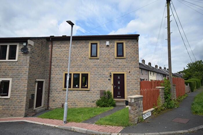 2 Bedroom House To Rent In Kent Mews, Bingley, BD16