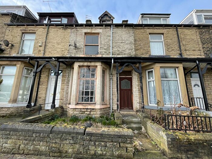 Terraced House For Sale In Avenue Road, Bradford, West Yorkshire, BD5