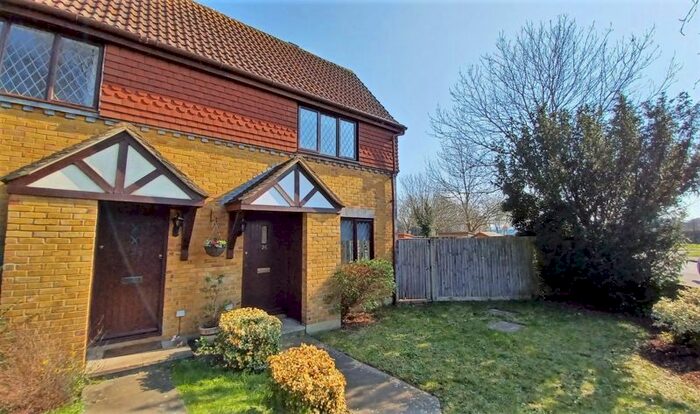 1 Bedroom Property To Rent In Churchfields, Burpham, Guildford, GU4